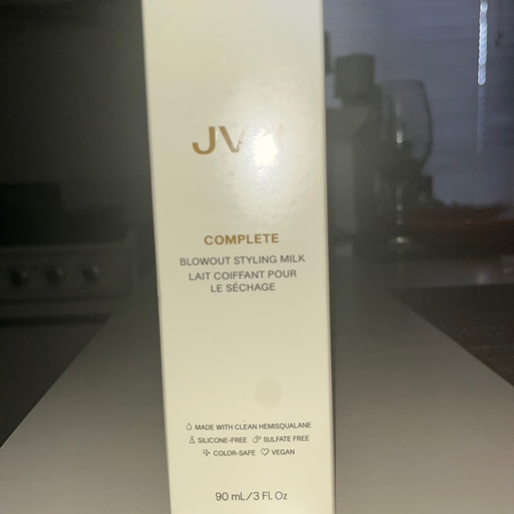 JVN blowout styling milk